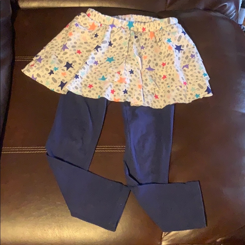 Cat & Jack skirt with leggings